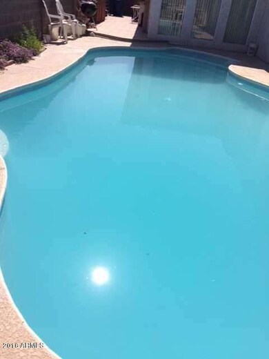 Diving pool