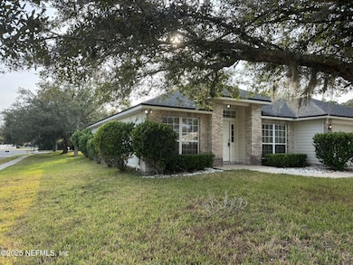 1318 Yellow Jacket Ct, Jacksonville, FL 32218 - photo 3