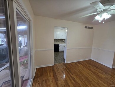 5676 Greens Dr, Allentown, PA 18106 - photo 6