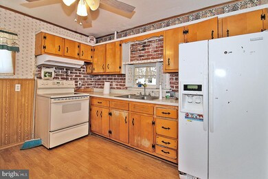 19 Manor Dr, Manahawkin, NJ 08050 - photo 4