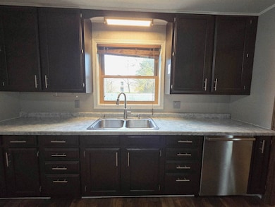 126 E North St, Plainfield, WI 54966 - photo 5