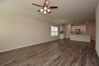 18607 Scarlet Meadow Ln, Tomball, TX 77377 - photo 4