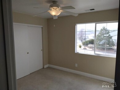 8814 Sunset Breeze Dr, Reno, NV 89506 - photo 5
