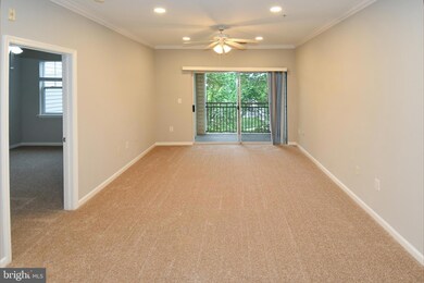 12945 Centre Park Cir unit 301, Herndon, VA 20171 - photo 7