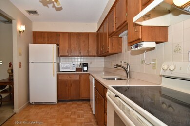 354 Chatham Cir, Warwick, RI 02886 - photo 7