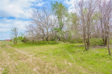 5501 SE 104th St, Moore, OK 73165 - photo 3