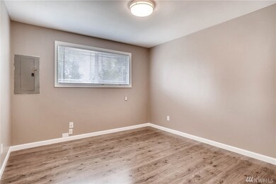 415 216th St SW, Bothell, WA 98021 - photo 3