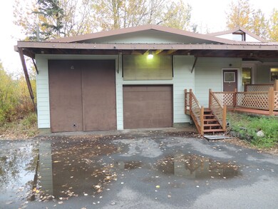 Attached Garage