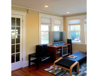 88 Warwick Rd unit 1, West Newton, MA 02465 - photo 3