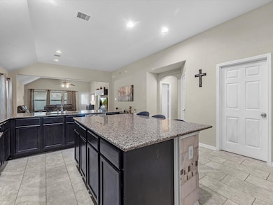 15314 Loys Coves Ct, Humble, TX 77396 - photo 6