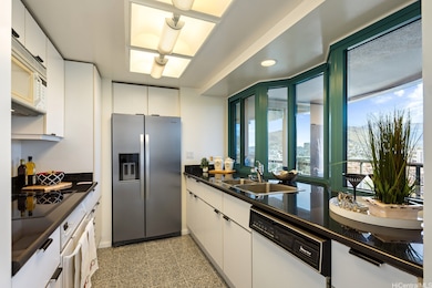 Waikiki Landmark Apartments unit 2201, Honolulu, HI 96815 - photo 6