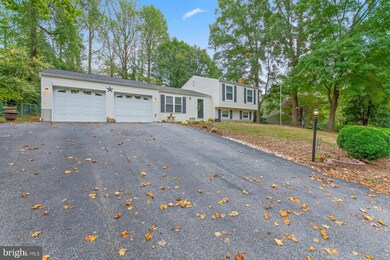 4223 N Shore Dr, Prince Frederick, MD 20678 - photo 2