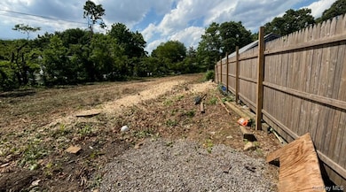 0 Joshuas Path unit KEY922069, Central Islip, NY 11722 - photo 2