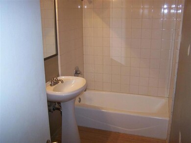 475 Pear St, Merlin, OR 97532 - photo 4