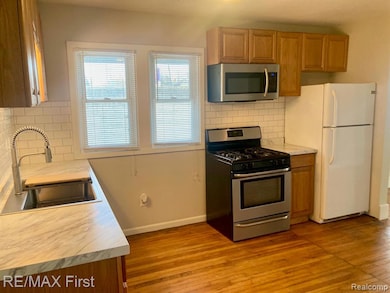 7599 Toepfer Rd, Warren, MI 48091 - photo 7