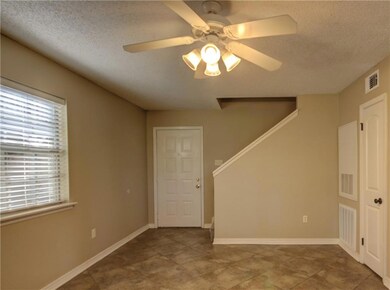 717 Heavens Dr unit 4, Mandeville, LA 70471 - photo 4
