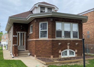 756 Newcastle Ave, Westchester, IL 60154 - photo 2