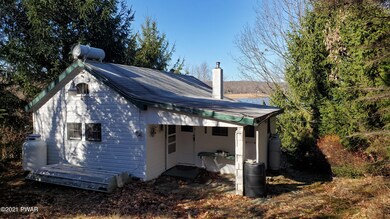 143 Pecks Pond Rd, Dingmans Ferry, PA 18328 - photo 3