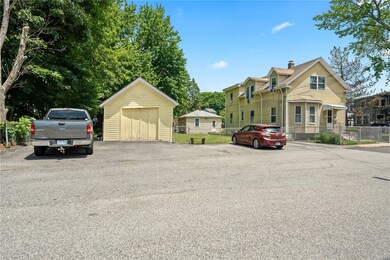 3 Meadow Ct, Smithfield, RI 02917 - photo 2