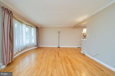 3804 Circle Ave, Reading, PA 19606 - photo 3