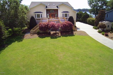 123 Riverview Drive-00090
