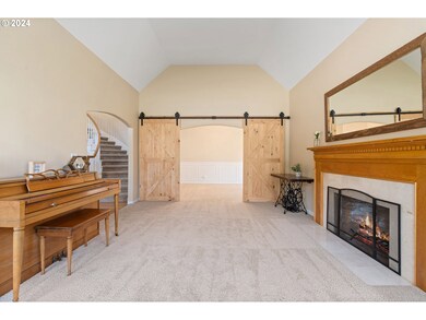 5736 SW Kruse Ridge Dr, Portland, OR 97219 - photo 5