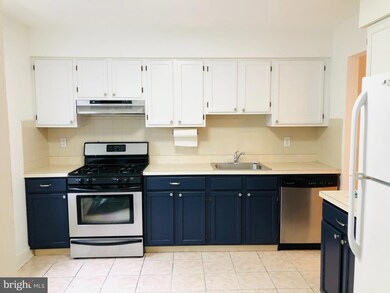 26 Beacon Ct, Trenton, NJ 08691 - photo 3