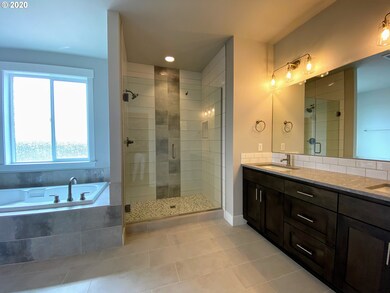 4312 SW Yew Ave, Redmond, OR 97756 - photo 4