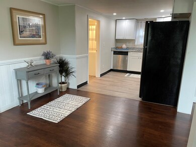 11 Bellevue St, Manchester, NH 03103 - photo 5