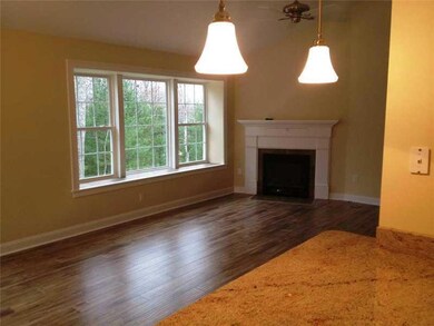 5 Carlisle Way unit 14, South Portland, ME 04106 - photo 3