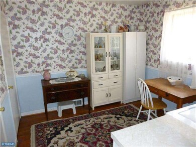 419 S New Ardmore Ave, Broomall, PA 19008 - photo 5