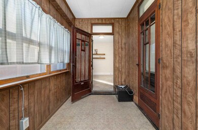 1131 N 9th St, Terre Haute, IN 47807 - photo 4