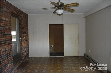2210 Salisbury Hwy, Statesville, NC 28677 - photo 2