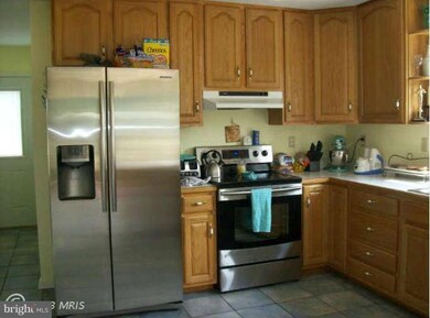 14445 Rock Point Rd, Newburg, MD 20664 - photo 5