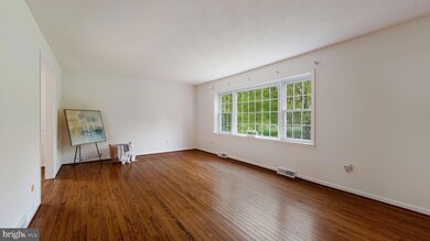 5934 Corrigan Rd, Doylestown, PA 18902 - photo 3