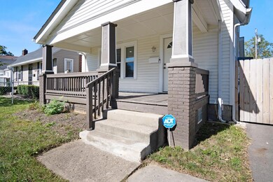 004- 1224 E 20th Ave