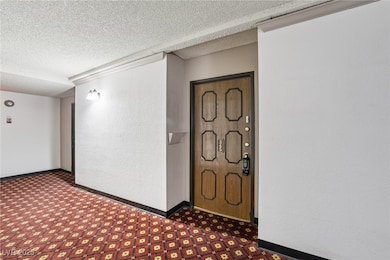 Casablanca unit 345, Las Vegas, NV 89169 - photo 3
