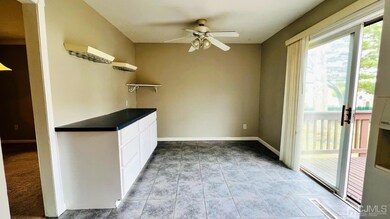 79 Highview Dr, Woodbridge, NJ 07095 - photo 5