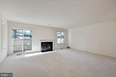 9322 Grazing Terrace, Montgomery Village, MD 20886 - photo 5