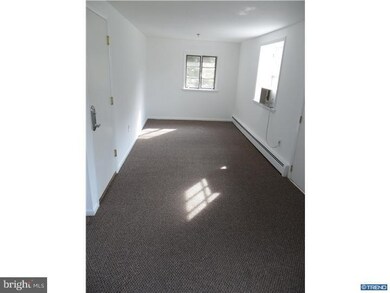 2300 Cherry Ln unit 4, Wilmington, DE 19810 - photo 2