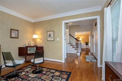 This large room off the entry way would also make 