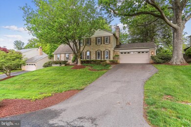 10 Snug Hill Ct, Potomac, MD 20854 - photo 5