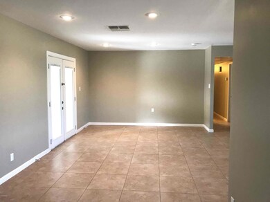 8802 N 35th Dr, Phoenix, AZ 85051 - photo 3