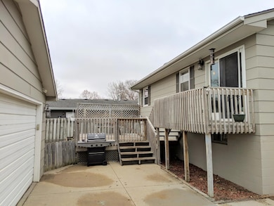 841 E 16th St N, Newton, IA 50208 - photo 6