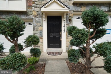 11412 Log Ridge Dr, Fairfax, VA 22030 - photo 2