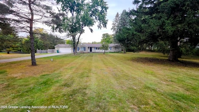 10118 Stoll Rd, Haslett, MI 48840 - photo 4