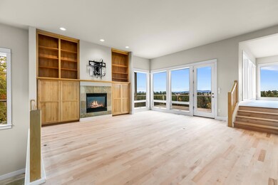 2021_10_20_2456_nw_1st_st-interior-2