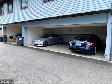 2590 Merrywood Ct unit 1, Woodbridge, VA 22192 - photo 3