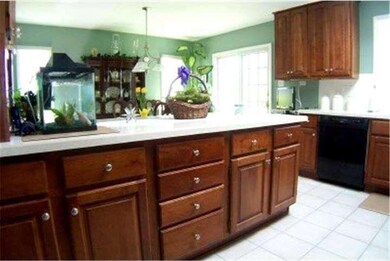 333 Britt Rd, North Wales, PA 19454 - photo 5