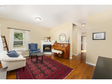 18260 SW Orlov Ct, Beaverton, OR 97007 - photo 4